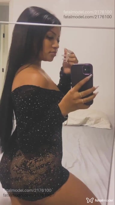 Acompanhante mulher morena (o) de olhos castanhos em Bauru Acompanhante mulher morena (o) de olhos castanhos em Bauru - índiar
