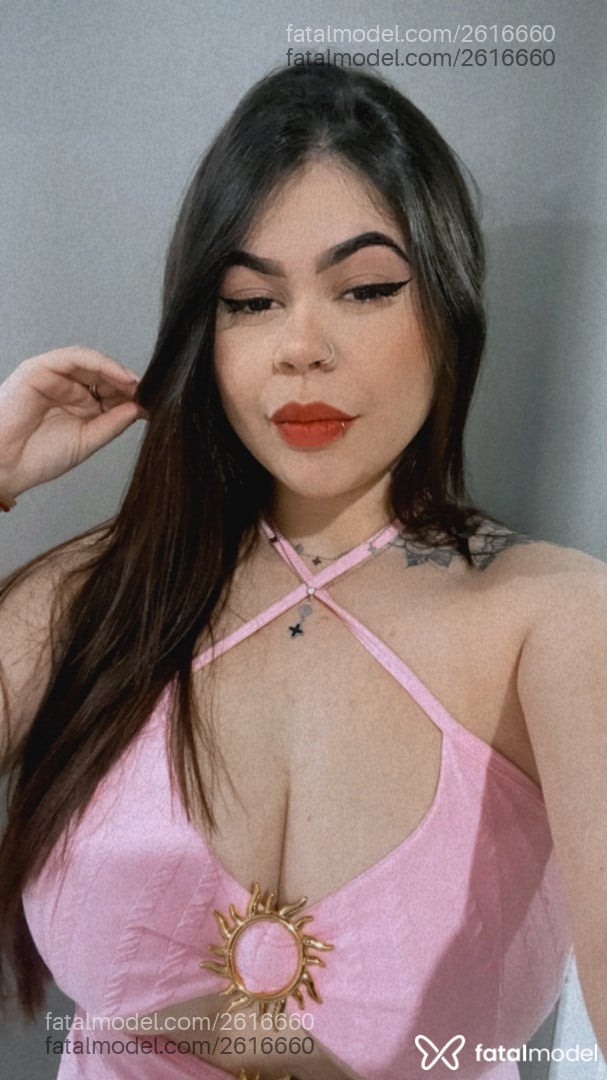 Acompanhante mulher com cabelo castanho de olhos pretos em São Paulo - Alana Moura
