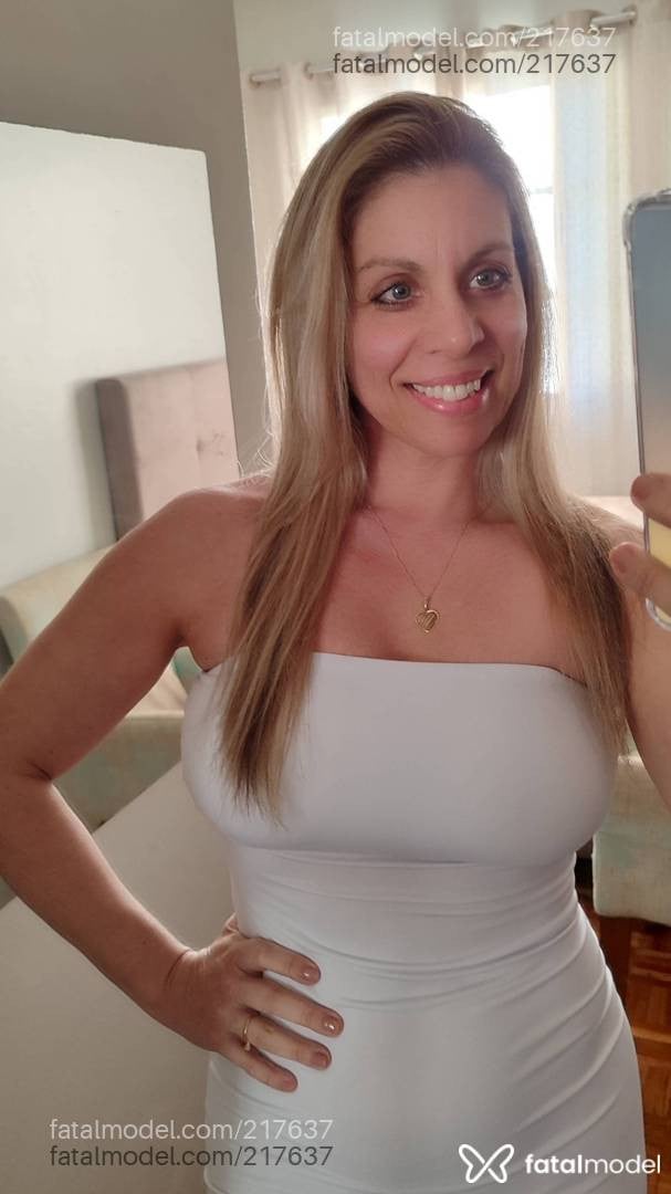 Acompanhante mulher loira (o) de olhos azuis em Pato Branco - Paola Piovesan