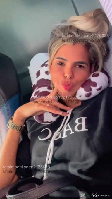 Acompanhante mulher loira (o) de olhos castanhos em Petrolina Acompanhante mulher loira (o) de olhos castanhos em Petrolina - Júlia