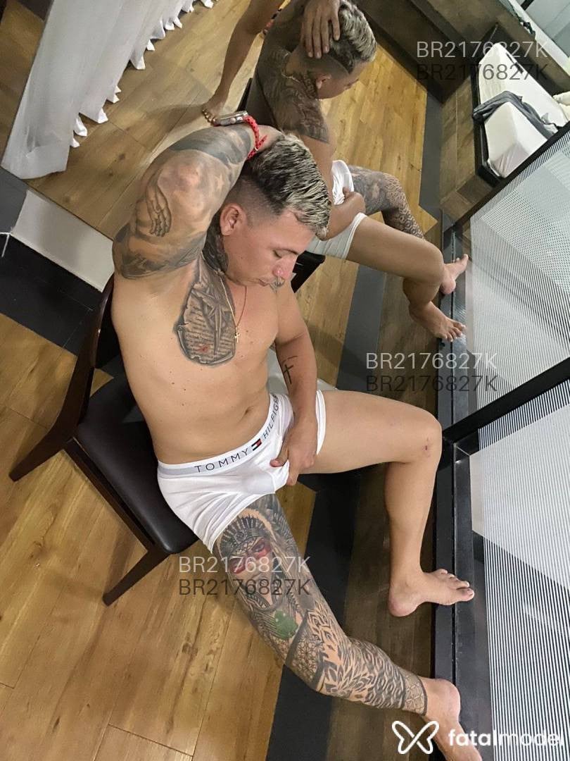 Acompanhante homem loira (o) de olhos castanhos em Belém - Junior