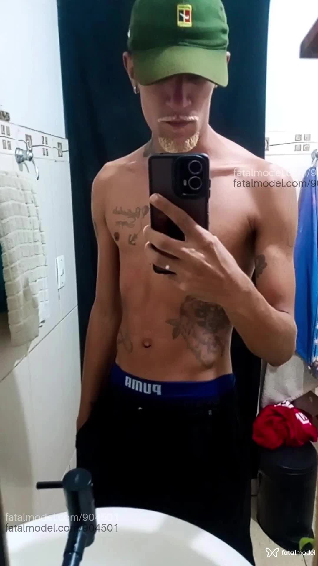 Acompanhante homem com cabelo castanho de olhos castanhos em Nova Iguaçu - Israel