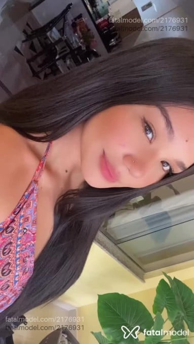 Acompanhante mulher morena (o) de olhos castanhos em São José do Rio Preto Acompanhante mulher morena (o) de olhos castanhos em São José do Rio Preto - Karol Souza