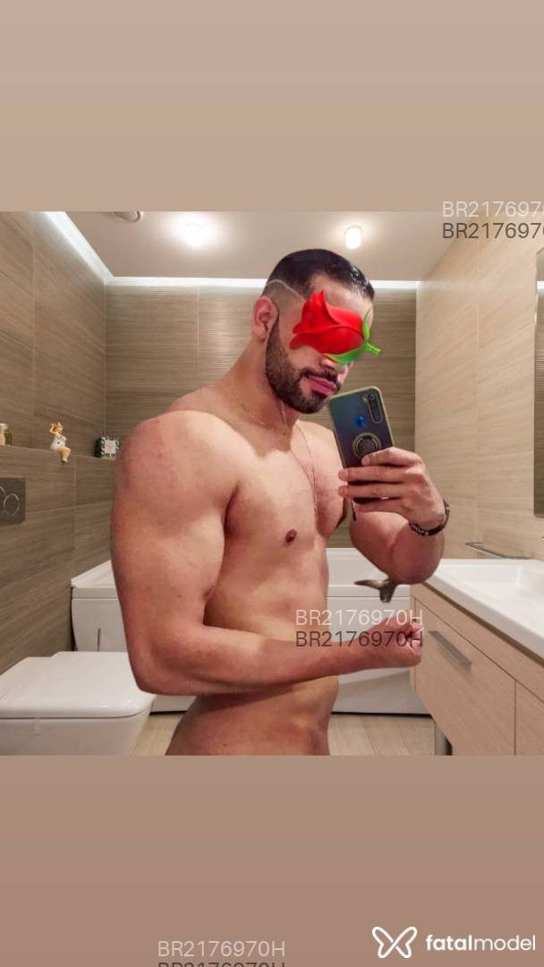 Acompanhante homem morena (o) de olhos castanhos em Goiânia - Ricky