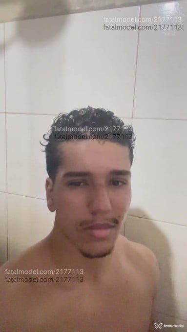 Acompanhante homem morena (o) de olhos castanhos em Maringá - Stallony