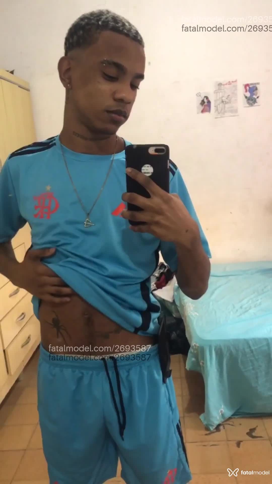 Acompanhante homem com cabelo castanho de olhos castanhos em Rio de Janeiro - Calebe