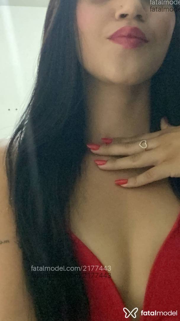 Acompanhante mulher morena (o) de olhos castanhos em Araxá - Emilly
