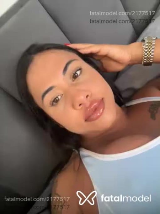 Acompanhante mulher morena (o) de olhos castanhos em Armação dos Búzios - Gabriella Novais
