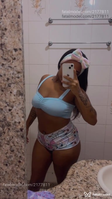 Acompanhante mulher com cabelo castanho de olhos castanhos em São Gonçalo - Melzinhaa