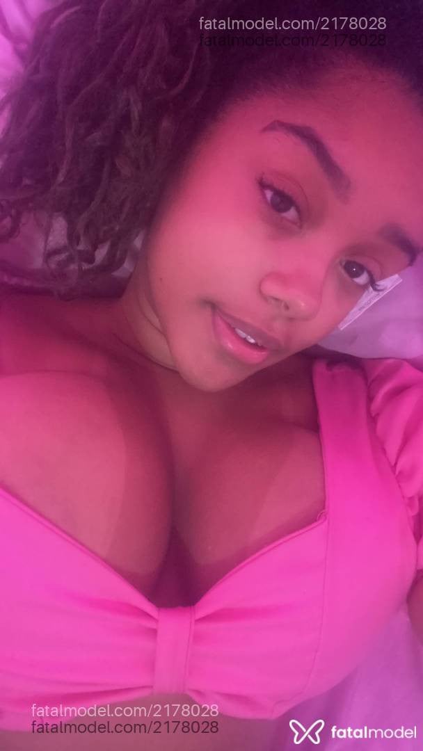 Acompanhante mulher morena (o) de olhos castanhos em Vitória da Conquista - Liaaa