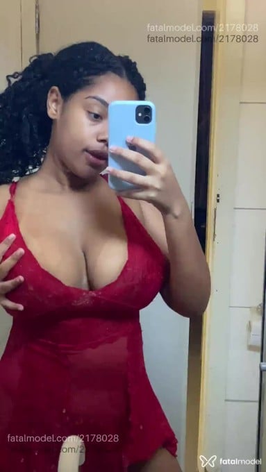 Acompanhante mulher morena (o) de olhos castanhos em Vitória da Conquista - Liaaa