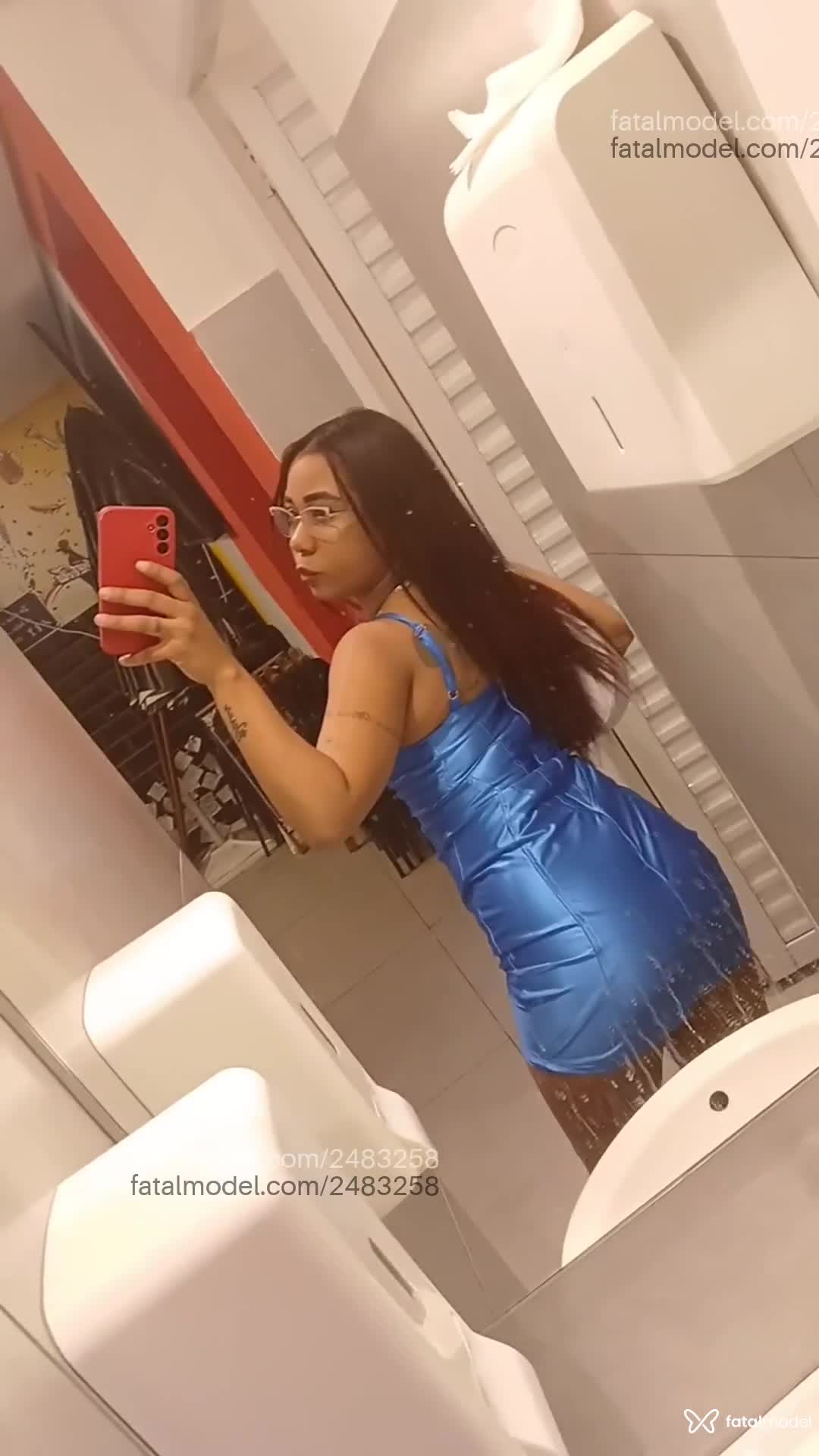 Acompanhante mulher ruiva (o) de olhos pretos em Belo Horizonte - Cerejinhaa