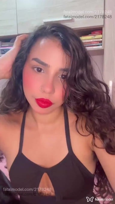 Acompanhante mulher morena (o) de olhos castanhos em São Paulo - Sol Rara