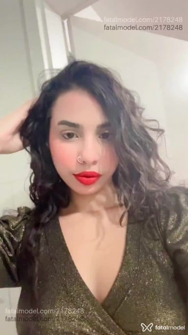Acompanhante mulher morena (o) de olhos castanhos em São Paulo - Sol Rara
