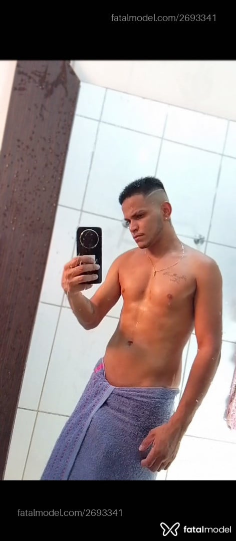 Acompanhante homem morena (o) de olhos pretos em São Paulo Acompanhante homem morena (o) de olhos pretos em São Paulo - Lucasboy