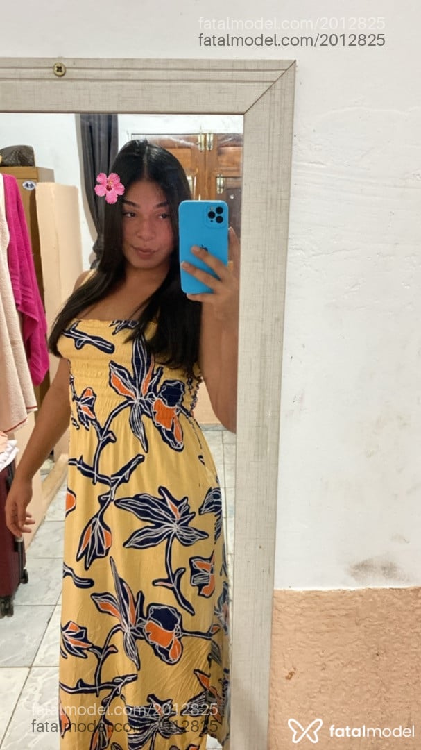 Acompanhante mulher trans com cabelo castanho de olhos pretos em Natal Acompanhante mulher trans com cabelo castanho de olhos pretos em Natal - Leticia Silva