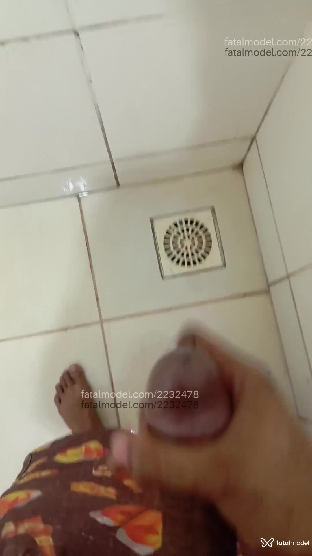Acompanhante homem com cabelo castanho de olhos castanhos em Unaí Acompanhante homem com cabelo castanho de olhos castanhos em Unaí - Joaotrigue