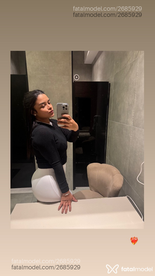 Acompanhante mulher morena (o) de olhos pretos em Rio de Janeiro - Jade Fernandes