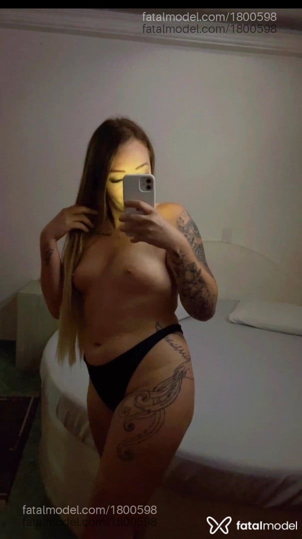 Acompanhante mulher loira (o) de olhos castanhos em Guaratuba - Rafaela