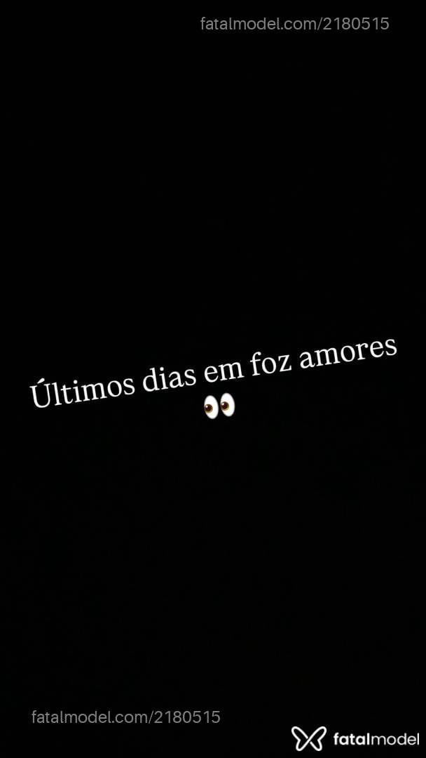 Acompanhante mulher trans morena (o) de olhos pretos - Amanda