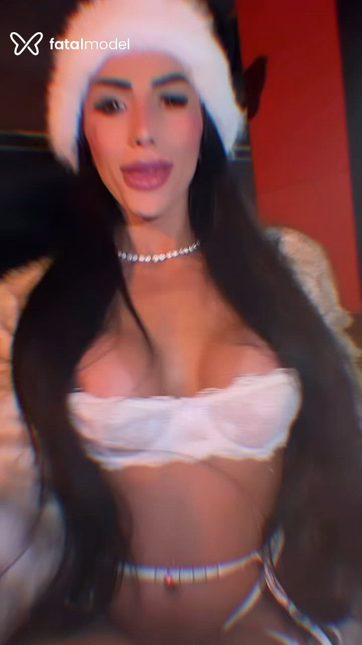 Acompanhante mulher trans morena (o) de olhos pretos - Amanda