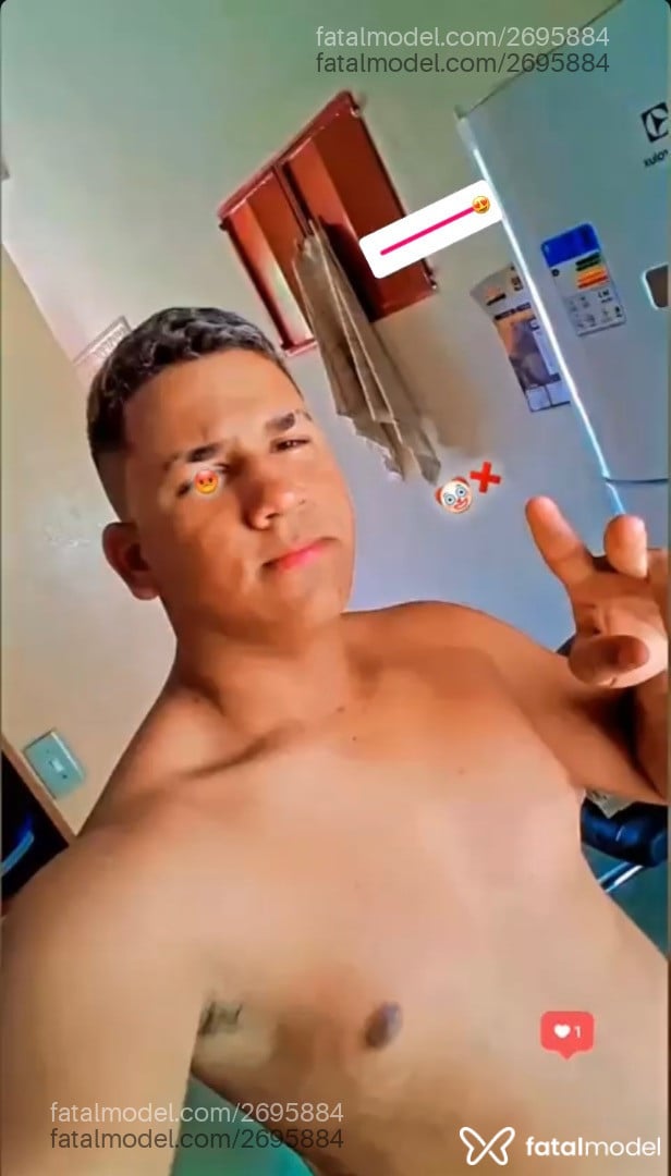 Acompanhante homem morena (o) de olhos castanhos em Ponta Grossa Acompanhante homem morena (o) de olhos castanhos em Ponta Grossa - Kauã Silva