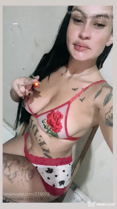 Acompanhante mulher morena (o) de olhos castanhos - Eduarda Ramos Acompanhante mulher morena (o) de olhos castanhos - Eduarda Ramos