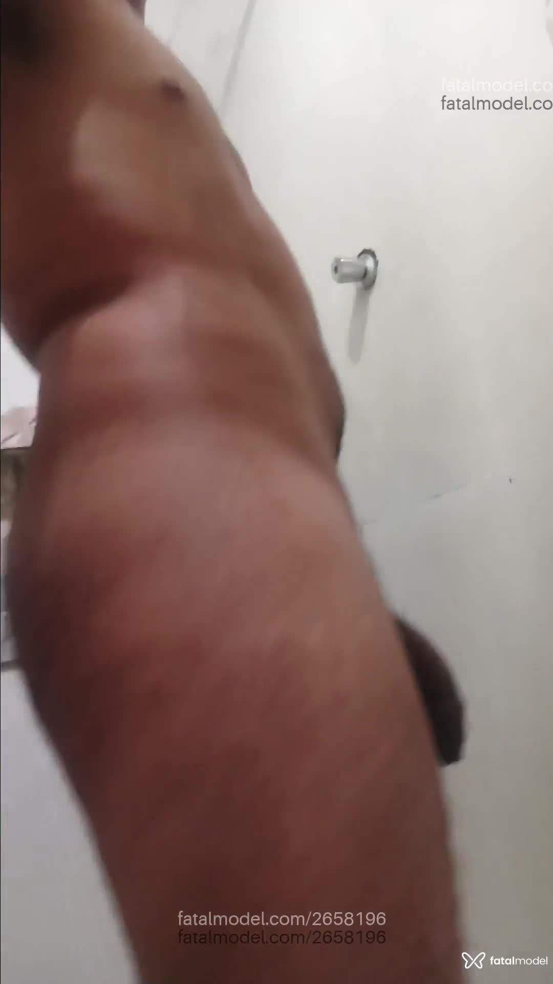 Acompanhante homem com cabelo castanho de olhos verdes em Virtual Acompanhante homem com cabelo castanho de olhos verdes em Virtual - Teddy Alves