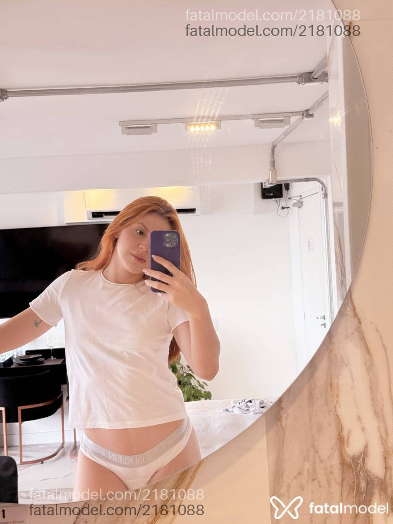 Acompanhante mulher trans ruiva (o) de olhos castanhos - Luiza Acompanhante mulher trans ruiva (o) de olhos castanhos - Luiza