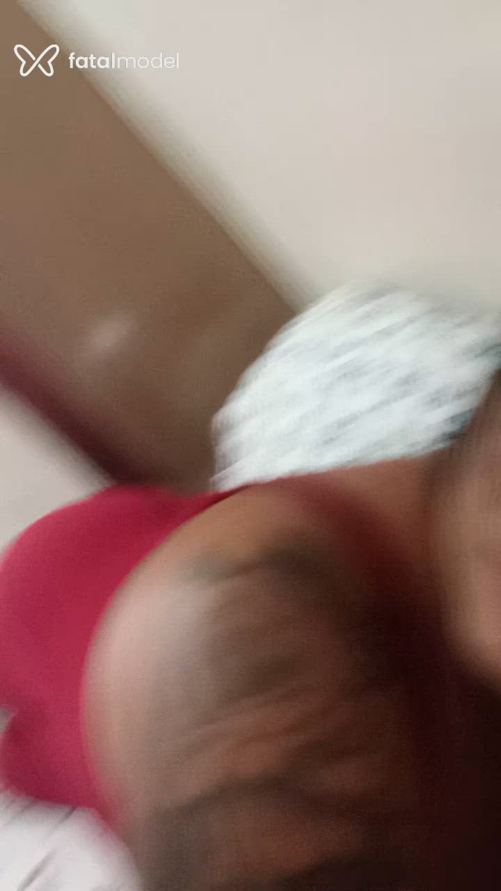 Acompanhante mulher morena (o) de olhos pretos - Paty