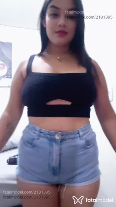 Acompanhante mulher morena (o) de olhos pretos em Peixoto de Azevedo - Paty