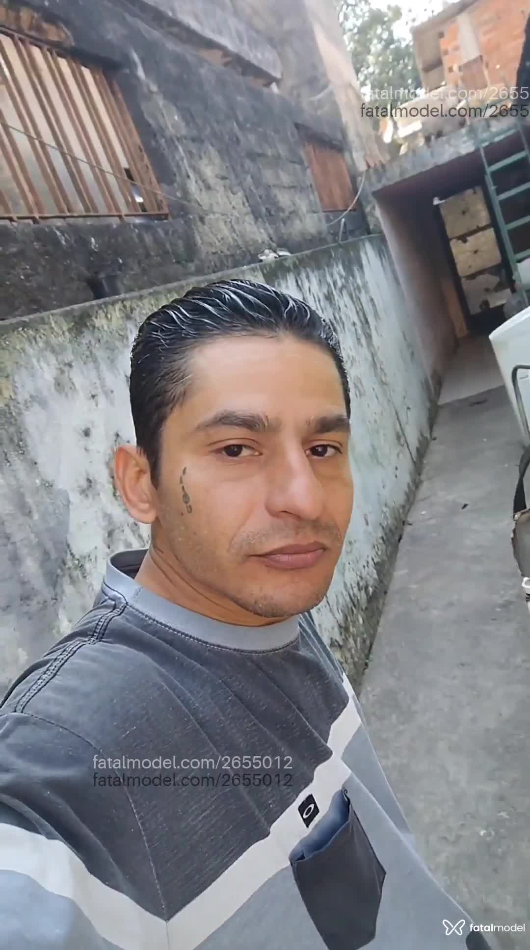 Acompanhante homem morena (o) de olhos castanhos em Virtual - Maridão Tecnologic