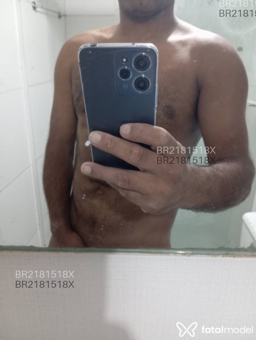 Acompanhante homem morena (o) de olhos castanhos em Virtual Acompanhante homem morena (o) de olhos castanhos em Virtual - Paulo Zulu