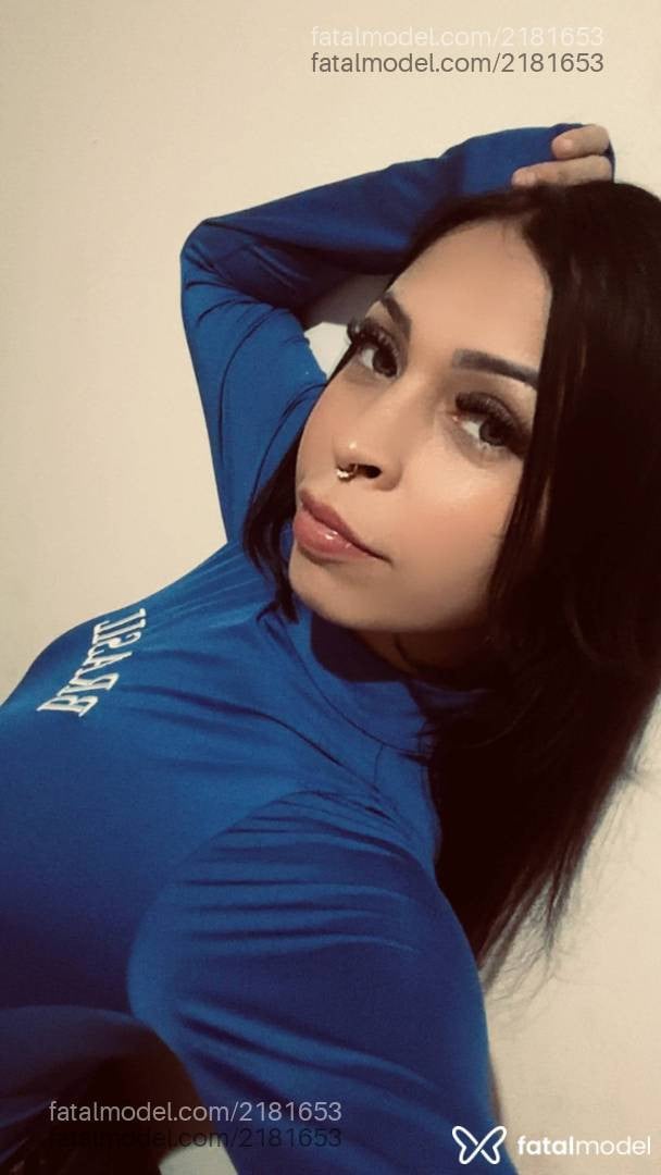 Acompanhante mulher morena (o) de olhos mel em Rondonópolis - Victoria
