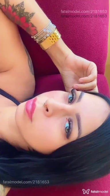 Acompanhante mulher morena (o) de olhos mel em Rondonópolis - Victoria
