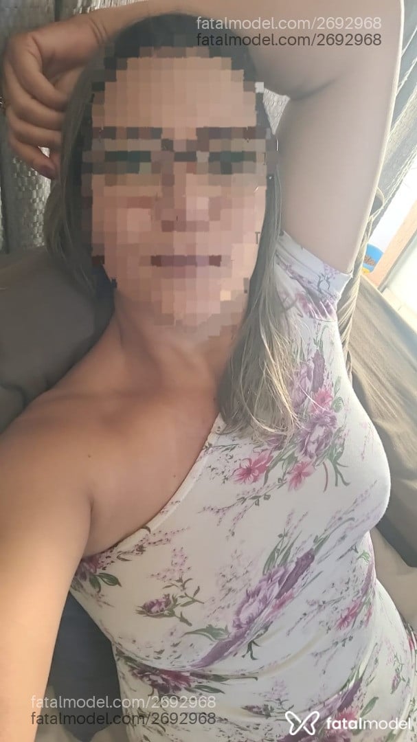 Acompanhante mulher loira (o) de olhos pretos em Campo Grande - Carol