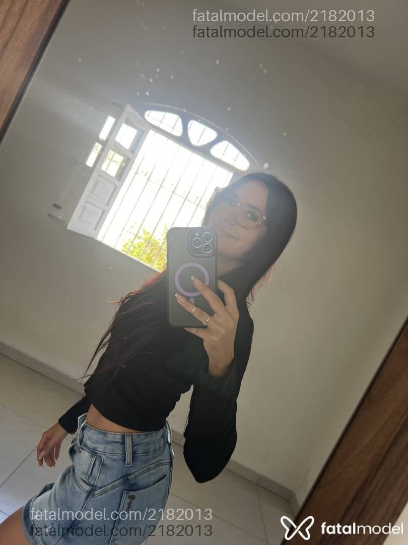Acompanhante mulher com cabelo castanho de olhos mel em Porto Seguro - Angel