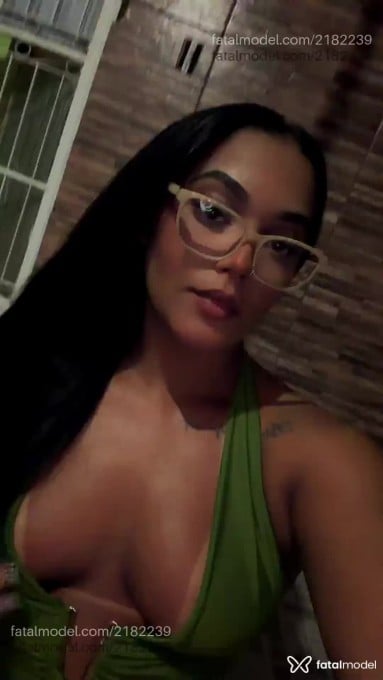 Acompanhante mulher com cabelo castanho de olhos castanhos em Presidente Prudente Acompanhante mulher com cabelo castanho de olhos castanhos em Presidente Prudente - Bela