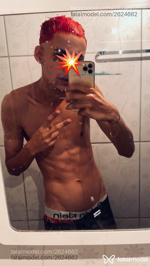 Acompanhante homem com cabelo castanho de olhos pretos em Virtual - Magrin Picamaster