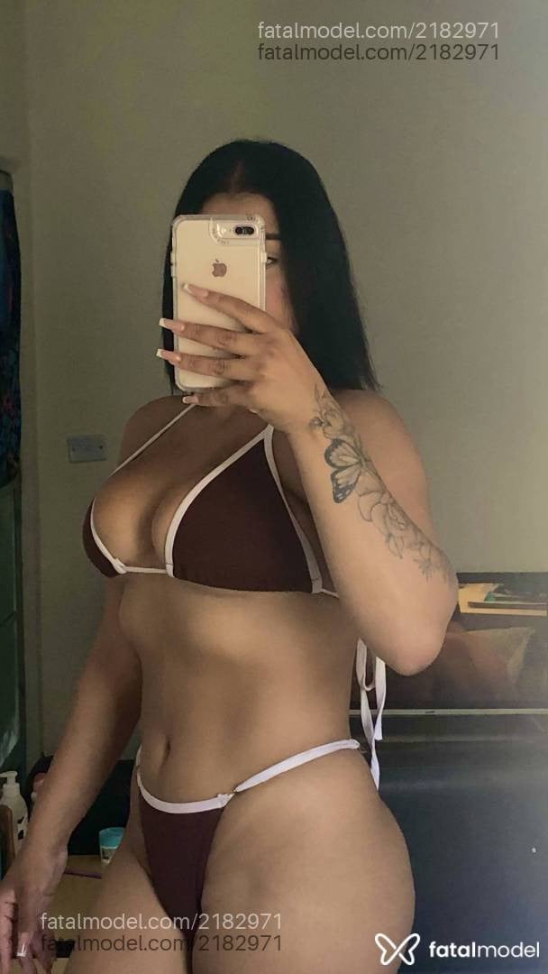 Acompanhante mulher morena (o) de olhos castanhos - Bruninha