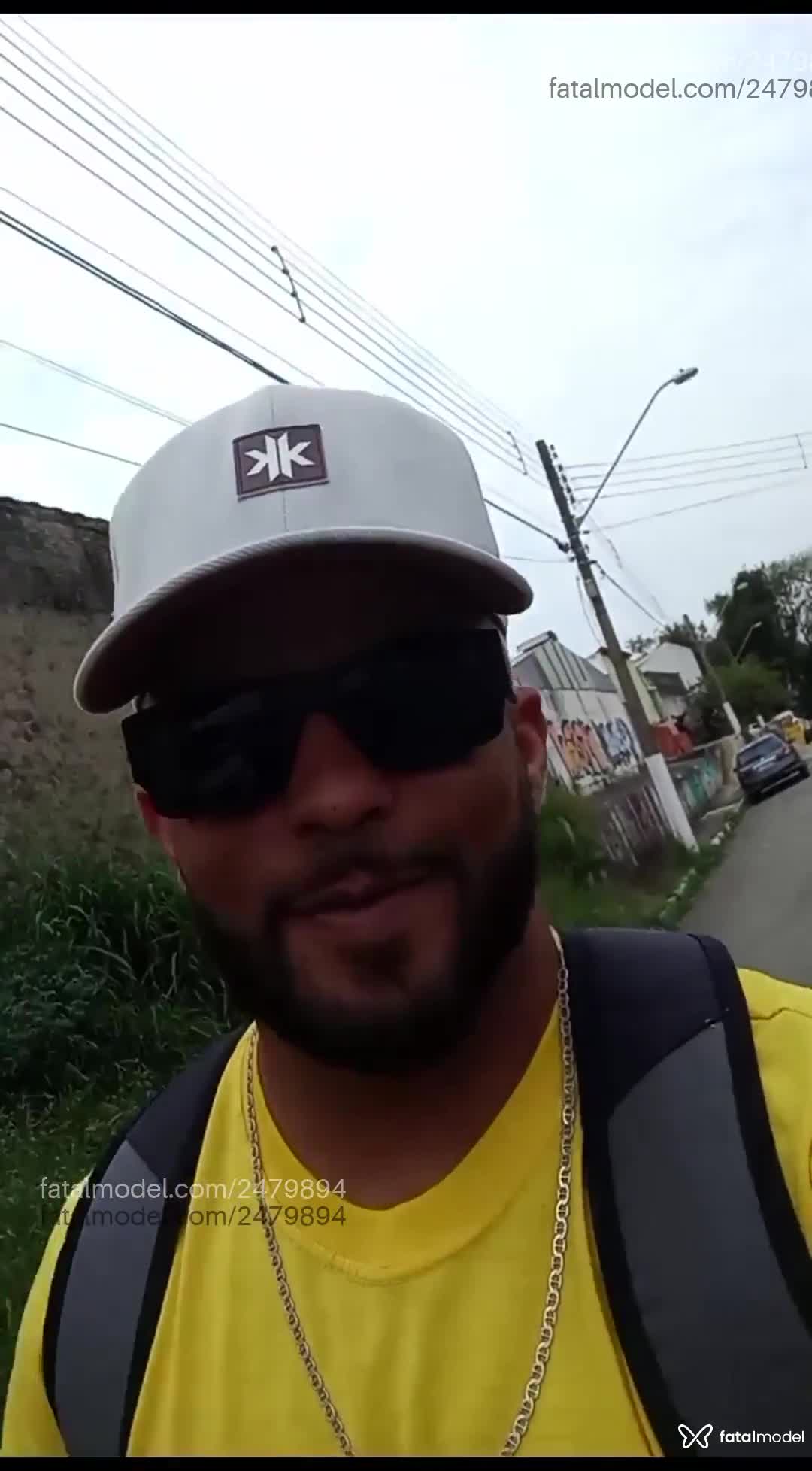 Acompanhante homem com cabelo castanho de olhos castanhos - Rodrigo Digo Acompanhante homem com cabelo castanho de olhos castanhos - Rodrigo Digo