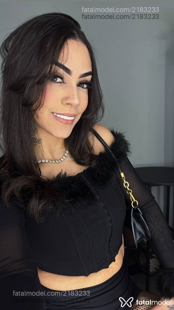 Acompanhante mulher morena (o) de olhos mel em Florianópolis - Tatty Oliveiria