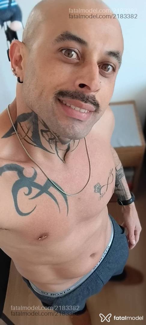 Acompanhante homem morena (o) de olhos castanhos - Dilcinho Moura