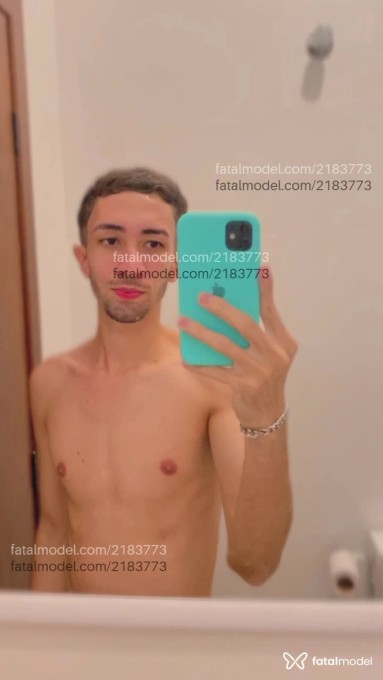 Acompanhante homem com cabelo castanho de olhos castanhos em Rio de Janeiro - Henrique