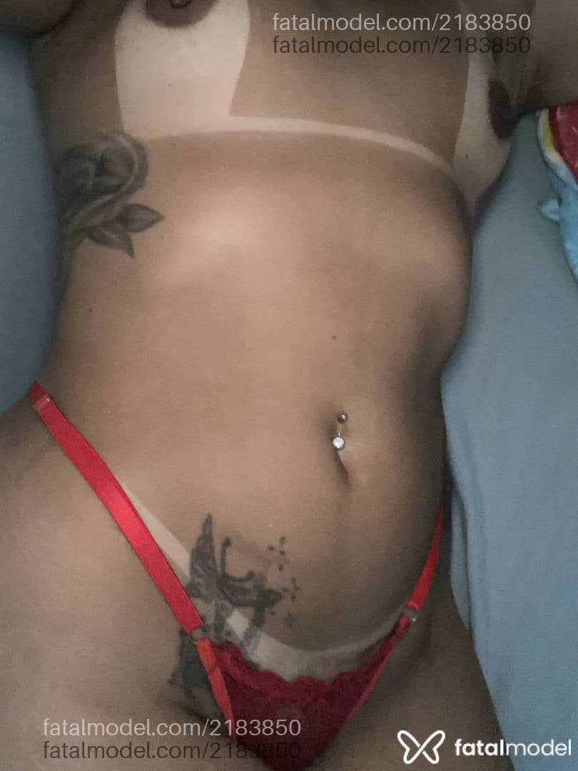 Acompanhante mulher com cabelo castanho de olhos castanhos - Aylla