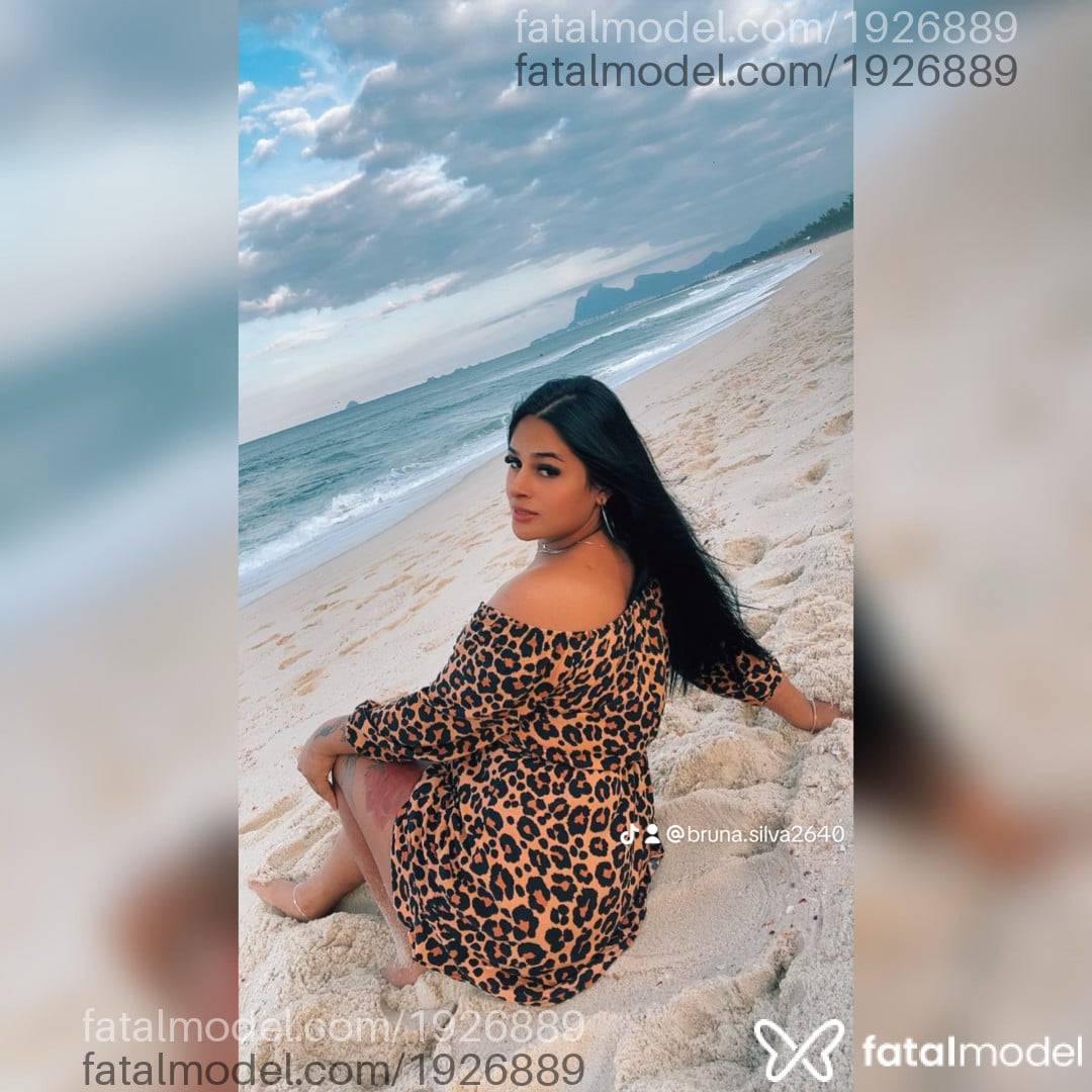 Acompanhante mulher trans morena (o) de olhos castanhos em Pouso Alegre - Bruna Muniz