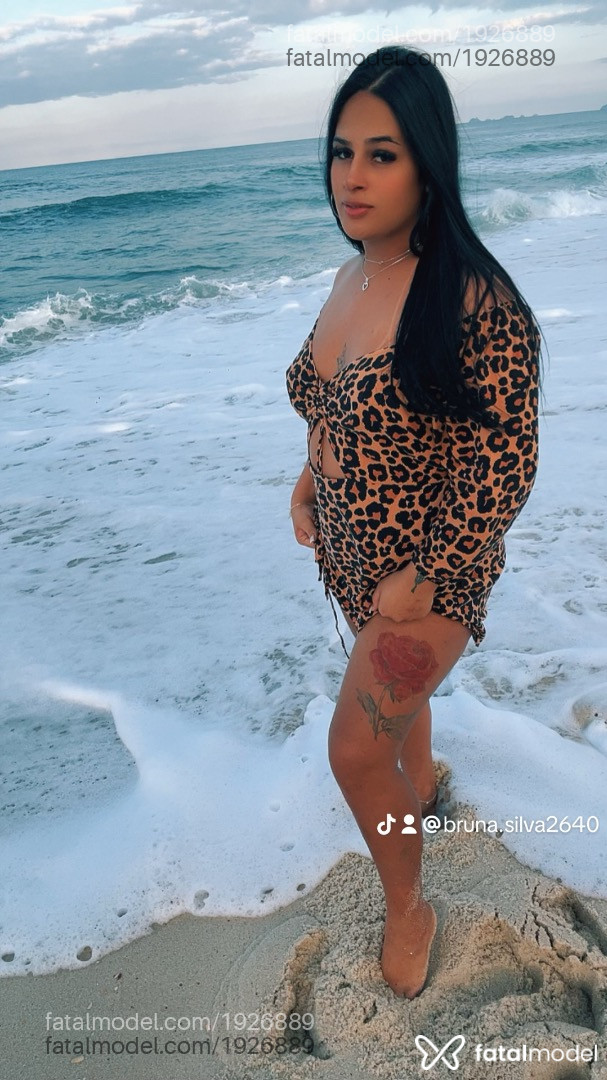 Acompanhante mulher trans morena (o) de olhos castanhos em Pouso Alegre - Bruna Muniz