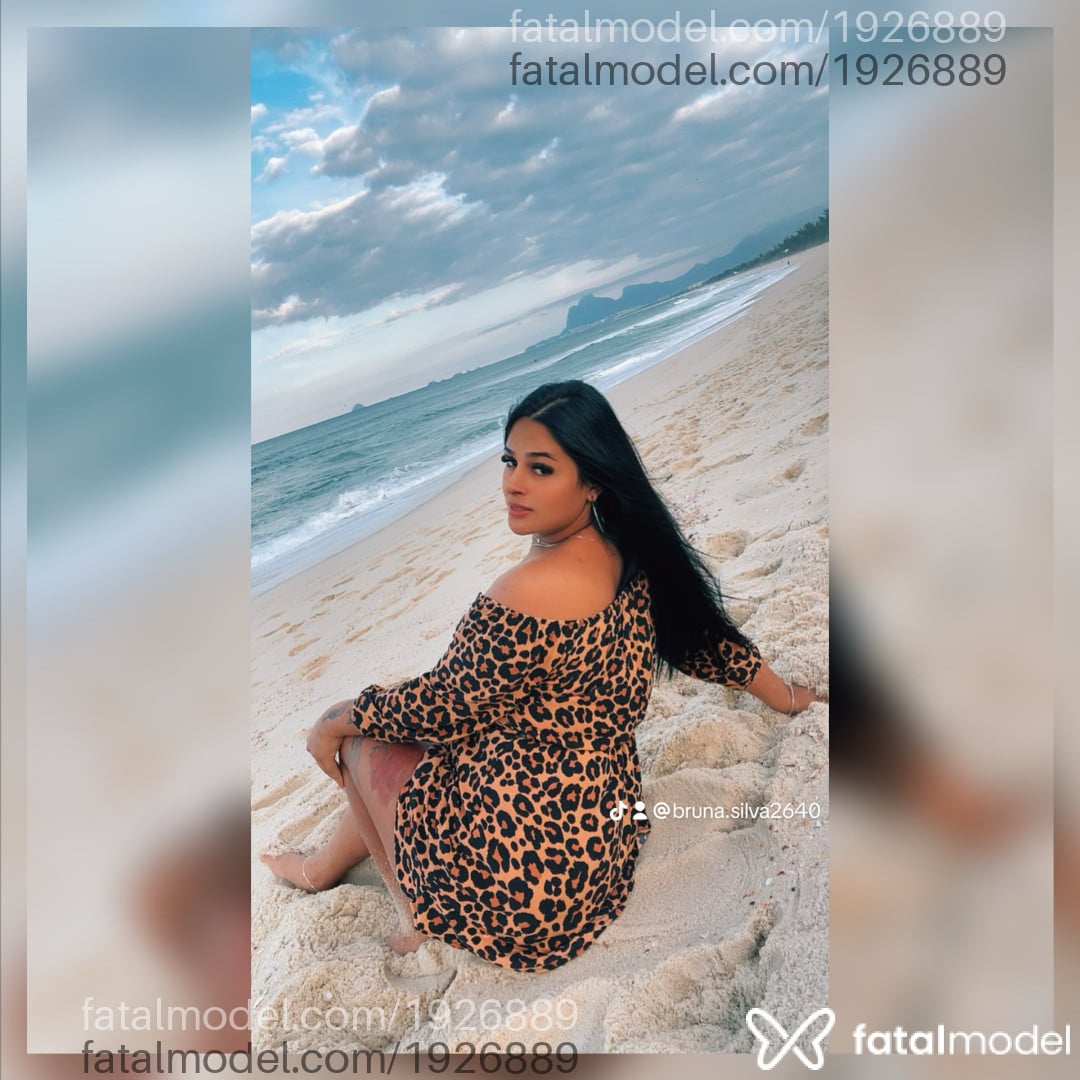 Acompanhante mulher trans morena (o) de olhos castanhos em Pouso Alegre - Bruna Muniz