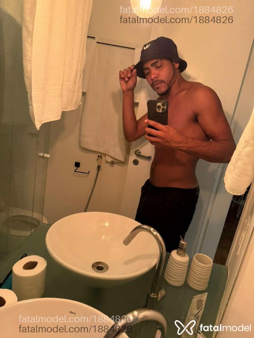 Acompanhante homem morena (o) de olhos verdes em Rio de Janeiro - Zeus Villar