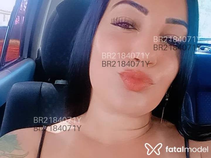Acompanhante mulher morena (o) de olhos castanhos em Soledade Acompanhante mulher morena (o) de olhos castanhos em Soledade - Mynie